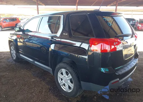 2015 GMC Terrain Sle-1 z USA, uszkodzony, nr VIN 2GKALMEKXF6413755